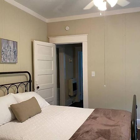 Mill Cottage Тупело Екстер'єр фото
