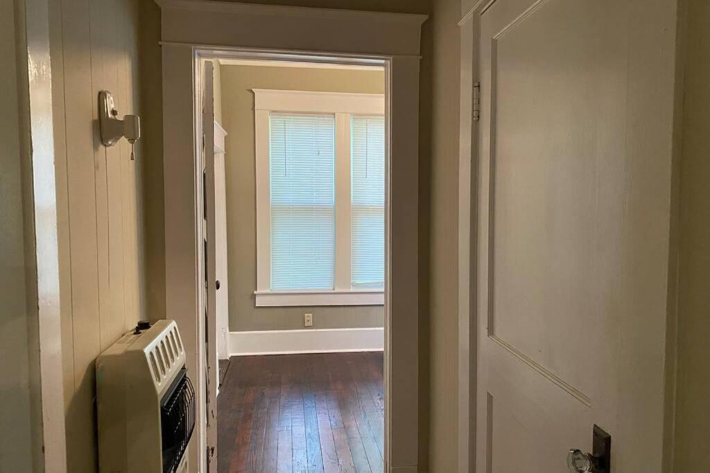 Mill Cottage Тупело Екстер'єр фото