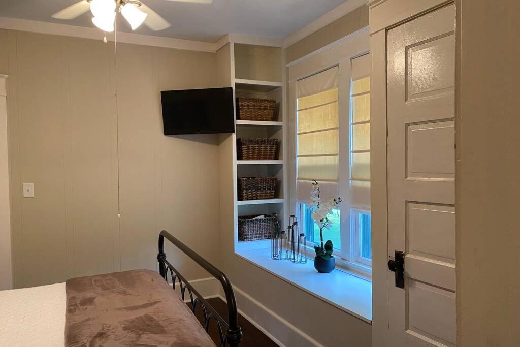 Mill Cottage Тупело Екстер'єр фото